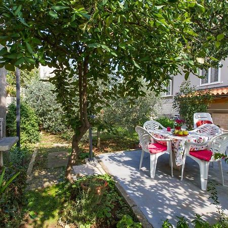 Studio Apartment Zeljka Pula Exterior photo